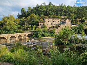 Maison 10 pièces 459 m²