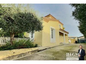 Villa 2 pièces 152 m²