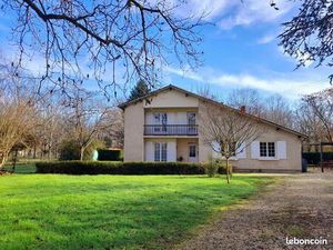 Maison 7 pièces 203 m²