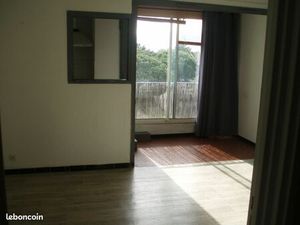 Studio location à l'année