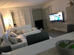 Bel appartement meublé 2 chambres avec balcon - tout confort