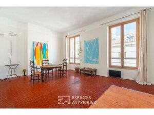 Appartement rénové en dernier étage