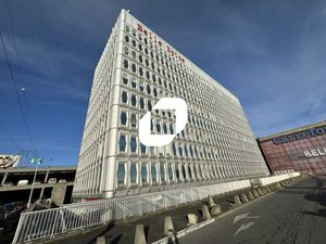 A VENDRE  Bureaux indépendants métro 14