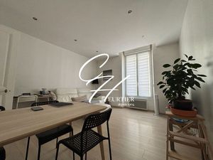 Location appartement 3 pièces 54m2 Grenoble 38000 - 740 € - Surface Privée