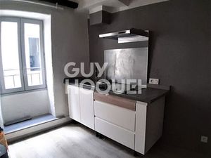 Location maison 2 pièces 34m2 Aubenas 07200 - 350 € - Surface Privée