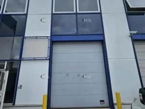 À louer : local d'activité de 398 m² à Vitry-sur-Seine (94)