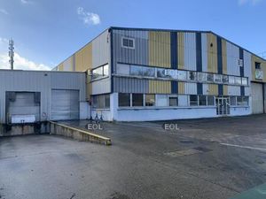 A LOUER : Bâtiment indépendant de 2 200m² à Villeneuve la Garenne (92)