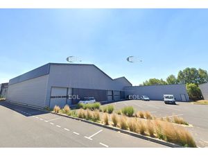 A LOUER : bâtiment de 1940m² à usage d'activités/stockage à Cormeilles en Parisis