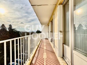 À vendre : Appartement spacieux de 5 pièces à Neuville-sur-Saône