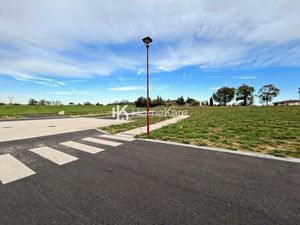 Vente terrain 1087 m² L'Isle-Jourdain (32600)