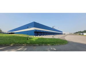 entrepôt traversant Saint Etienne