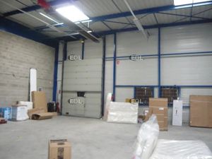 A LOUER - Local d'activité avec bureaux de 1 063 m² à Chelles (77)