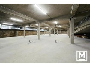A louer - espace de stockage de 823 m²