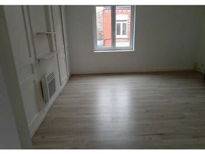 Location appartement 2 pièces 26 m² à Lille (59000)