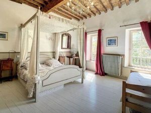 Maison de maître rénovée avec jardin