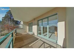 Location appartement 2 pièces 51 m² Saint-Priest-en-Jarez