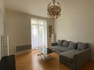 F2 meublé Vichy centre 550