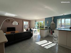 Maison MEUBLEE - 86 m² garage  terrasse  jardin MERVILLE