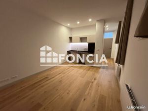 Studio 1 pièce 26 m²