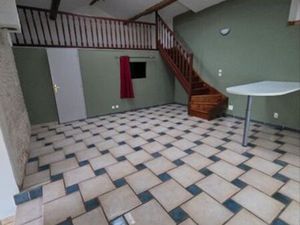 A louer maison a la vergne