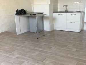 Loue studio 21m² ttes charges comprises en centre ville d'Hénin Beaumont