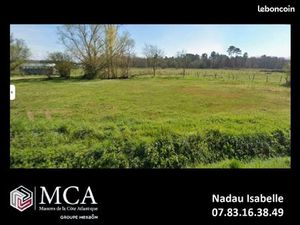 Terrain 1 050 m² Reignac