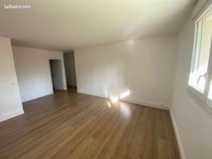 Location f2 chilly-mazarin