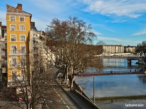 Quai de Saône  Appartement 2 chambres  vue exceptionnelle Vieux-Lyon et Fourvière