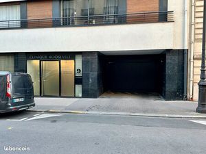 Location Place de Parking Triangle d'Or Paris 8eme