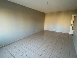 Appartement T2 À LOUER - LOZANNE