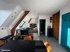 Studio lumineux avec vue dégagée – Dernier étage – Parking privé – Saint-Malo