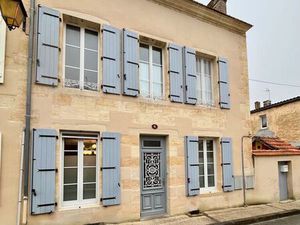Maison de ville centre Blaye
