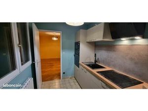 Particulier loue beau F1 refait à neuf au coeur des Grattes-ciel calme et proche toutes co