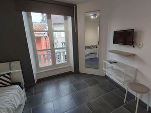 Chambre meublée indépendante