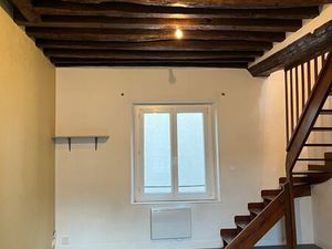 Agréable Duplex rénové en plein centre de Pont-Audemer