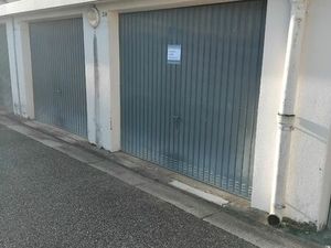Garage à louer