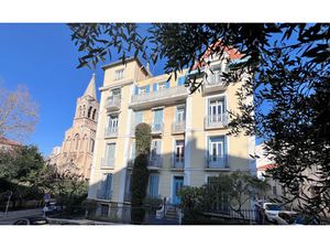 Plein coeur du Mourillon très bel appartement rénové T4 -