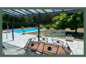 CONTEMPORAINE PISCINE PLAIN PIED - 3 chambres - 2000m2 terrain