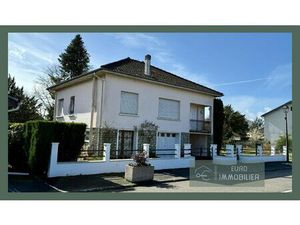MAISON DE VILLAGE - LUXEY - 3 CHAMBRES - 350M2 terrain - BUREAU