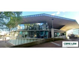 Vente bureau HÉROUVILLE-SAINT-CLAIR 761 m²