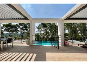 Villa de luxe à vendre à Nîmes : 1 875 000€ | 290m²