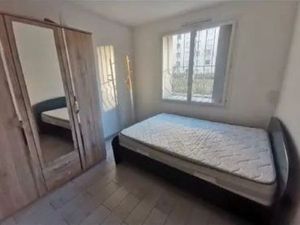 Location appartement 3 pièces 63 m² à Marseille 3 (13003)