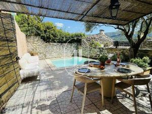 Maison de luxe à vendre à Ménerbes : 880 000€ | 122m²