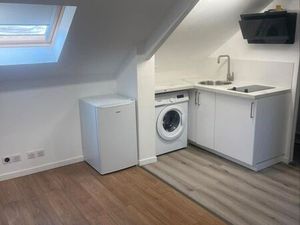 Studio meublé-RER C Choisy le roi