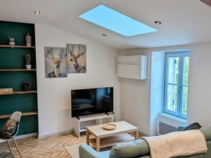 T1 meublé neuf floral-chic – Haut de gamme