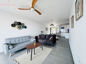 ### À Vendre : Appartement Neuf avec Vue Exceptionnelle sur la Baie de Marigot