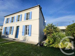 Maison à vendre - 5 pièces - 152 m2 - Saintes - 17 - POITOU-CHARENTES