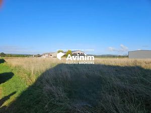 Terrains à Batir pour locaux professionnels - Mandat 7709