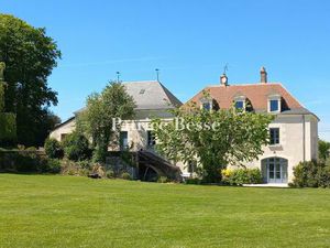 En région Centre-Val de Loire  à 30 min de Tours  un moulin du 18e s. Restauré  ses...