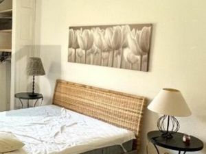 En plus d'être magnifique  il est charmant notr appartement T2 de 48 m² entièrement meublé